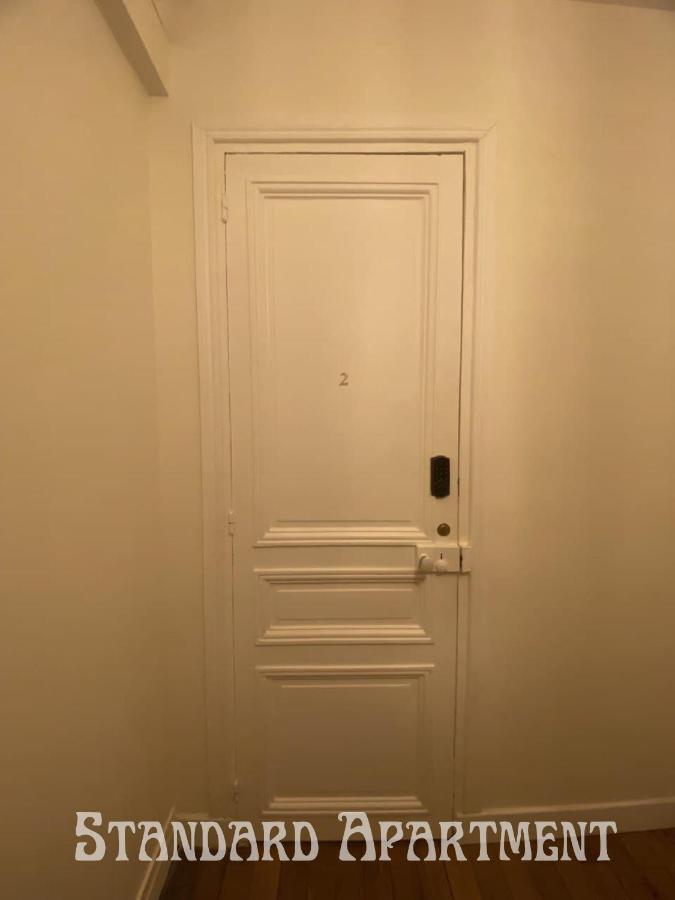 Bed & Breakfast Eiffel Tower View Rose, #2 *
